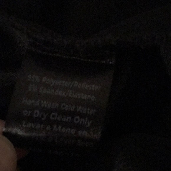 Black dress - Picture 5 of 6